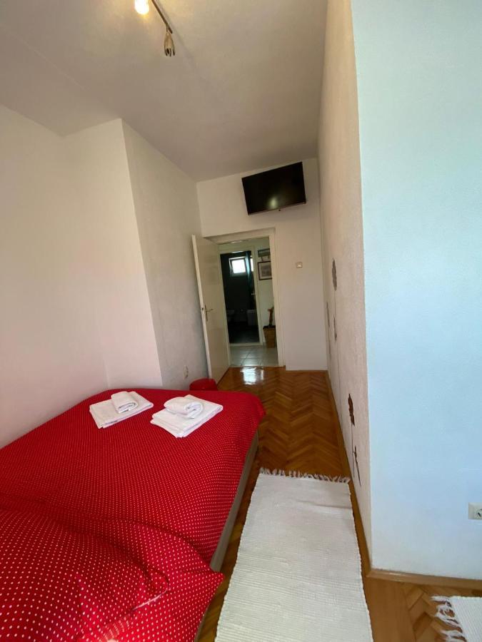 Green Garden Apartment สปลิท ภายนอก รูปภาพ