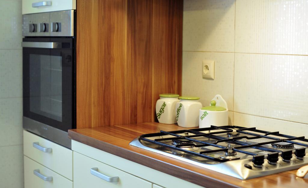 Green Garden Apartment สปลิท ภายนอก รูปภาพ