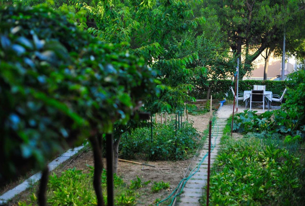 Green Garden Apartment สปลิท ภายนอก รูปภาพ